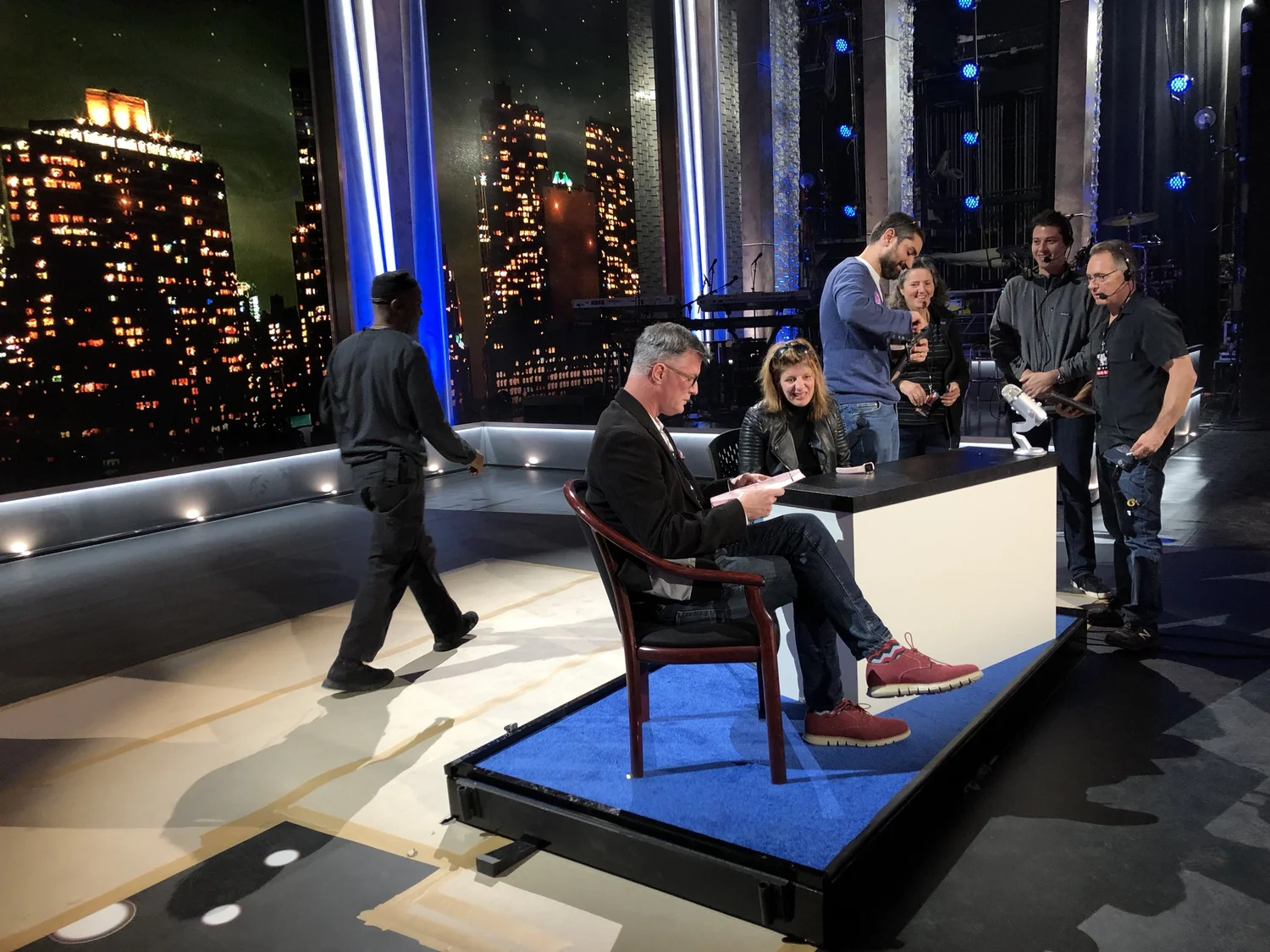 Andreas Forsland demonstrating Cognixion technology on HBO’s Night of Too Many Stars